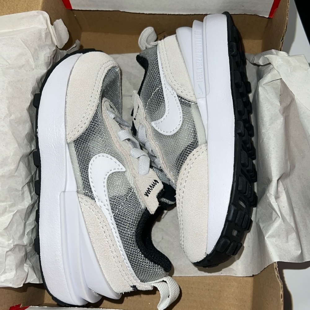 Nike waffle. Toddler 6C